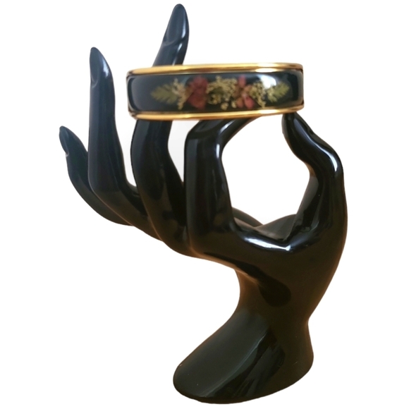Vintage Estate Sale Jewelry Black Enamel Goldtone Damascene HingeCuff Bracelet - Picture 1 of 7